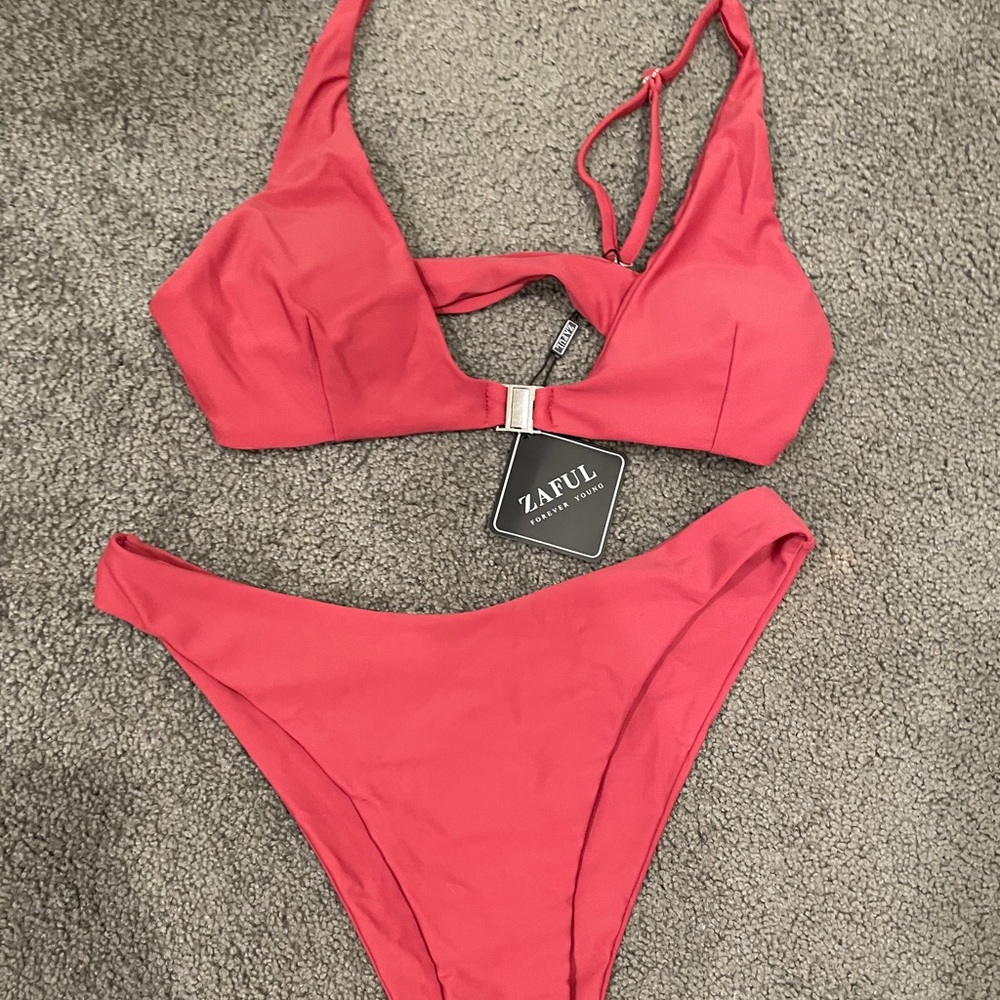 Brand New ZAFUL front clip swimsuit